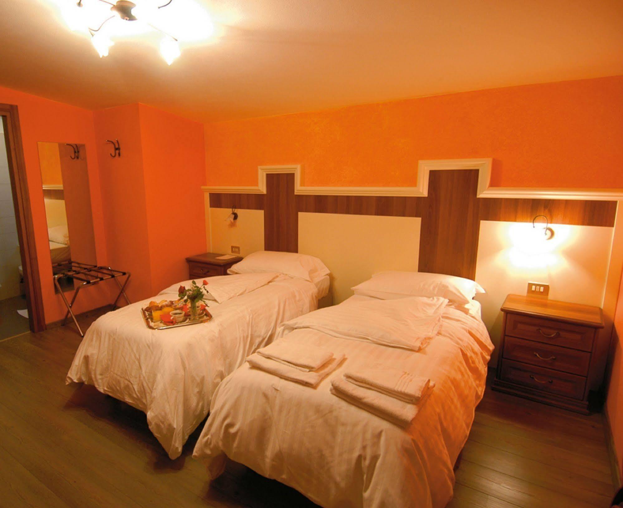Hotel Saligari Verceia Exterior photo